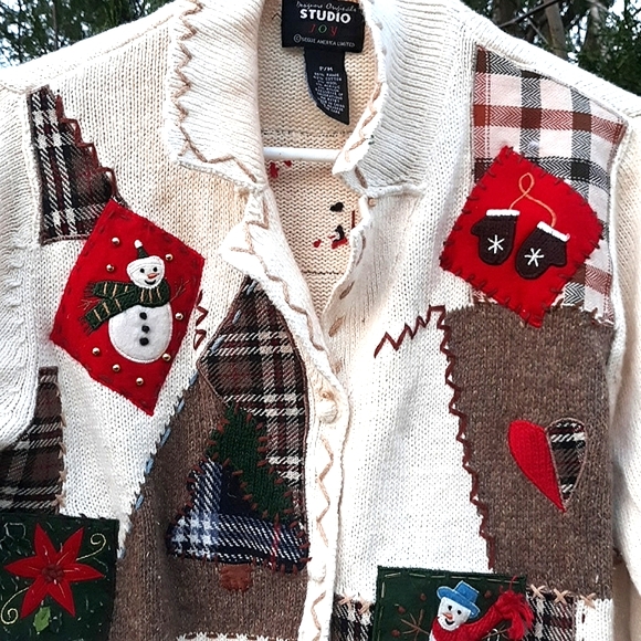 Christmas Winter Ugly Sweater Snowman Cardigan Studio Joy - Picture 8 of 8